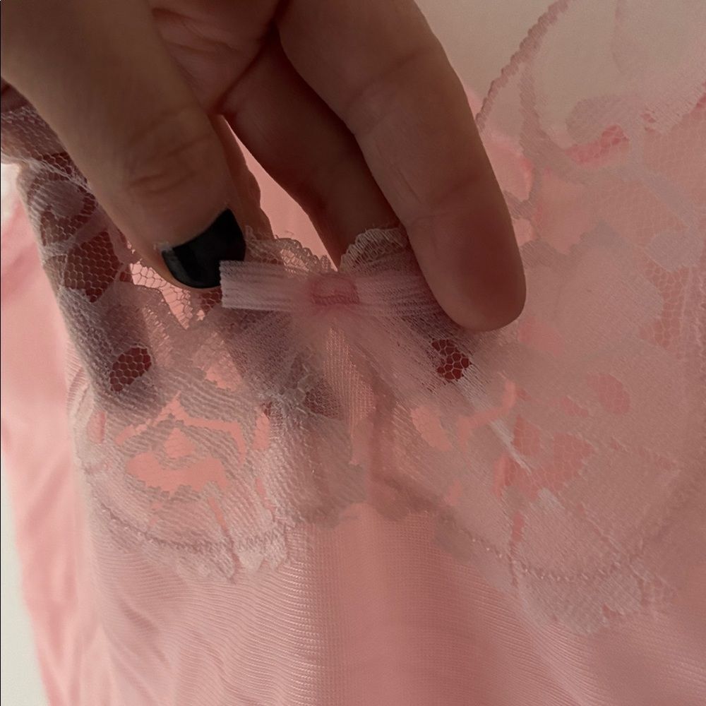 🎀Vintage Deadstock🎀 Elegant Baby Pink Lace Trim Nightie Slip Dress Chemise Lg - Picture 3 of 11